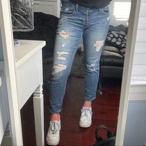 Hollister distressed low rise boyfriend jeans
